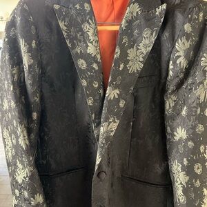 Elegant Floral Black Blazer